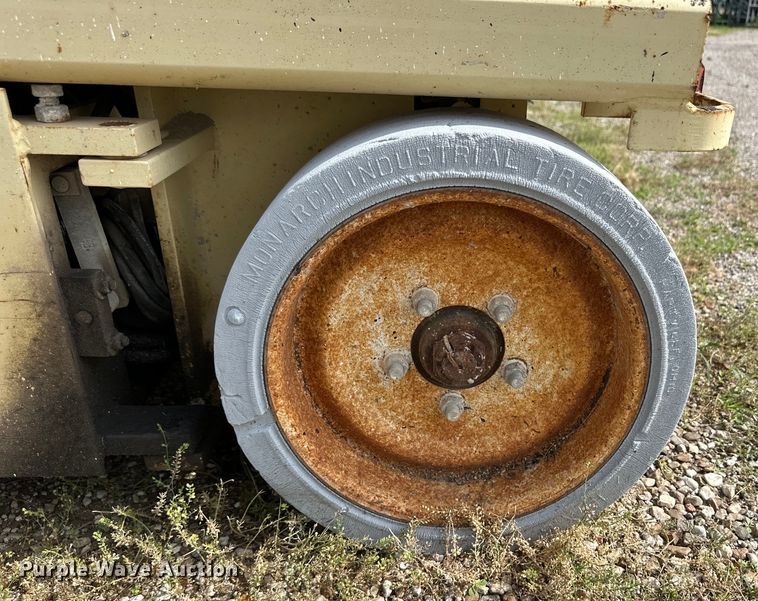 image for item OL9517 JLG 3246E2 scissor lift