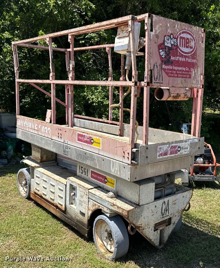 image for item OL9520 Mayville 2033 scissor lift