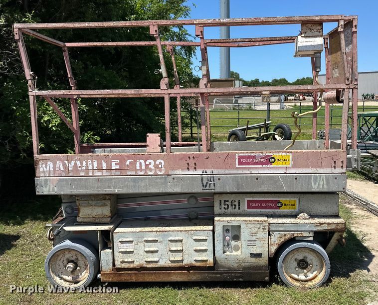 image for item OL9520 Mayville 2033 scissor lift