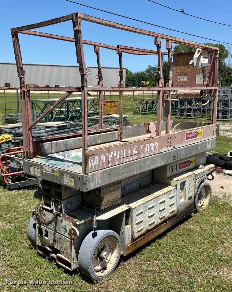image for item OL9520 Mayville 2033 scissor lift