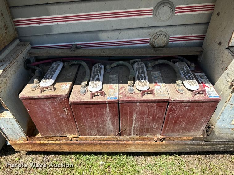 image for item OL9520 Mayville 2033 scissor lift