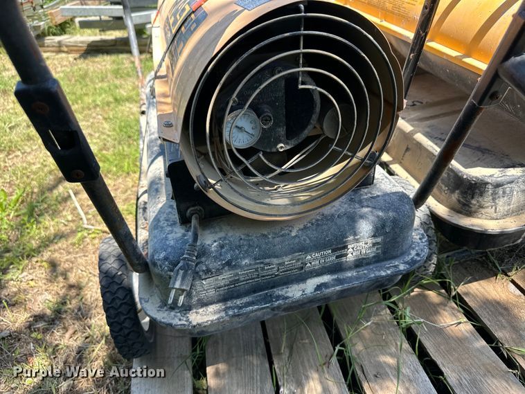 image for item OL9522 (2) Master heaters