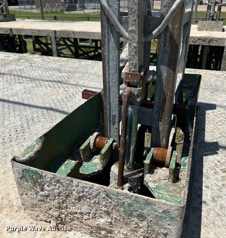 image for item OL9523 Hydro-Mobile scaffolding