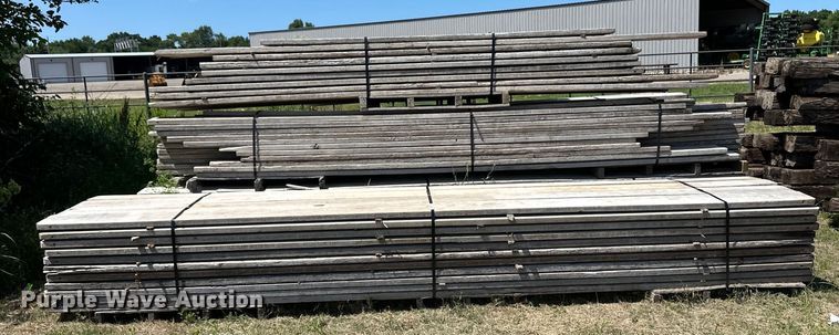 image for item OL9529 Approximately 200 9