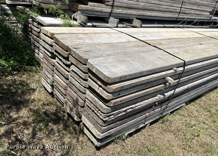 image for item OL9529 Approximately 200 9