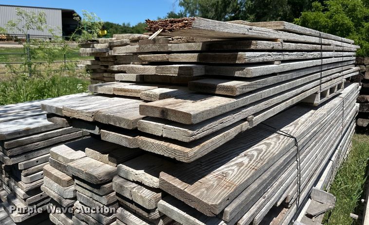 image for item OL9529 Approximately 200 9