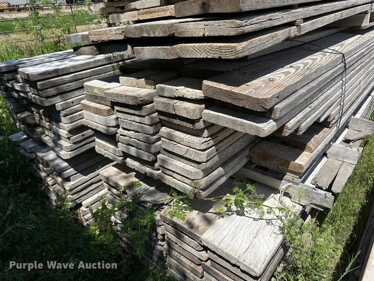 image for item OL9529 Approximately 200 9