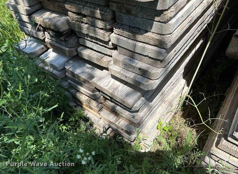 image for item OL9529 Approximately 200 9