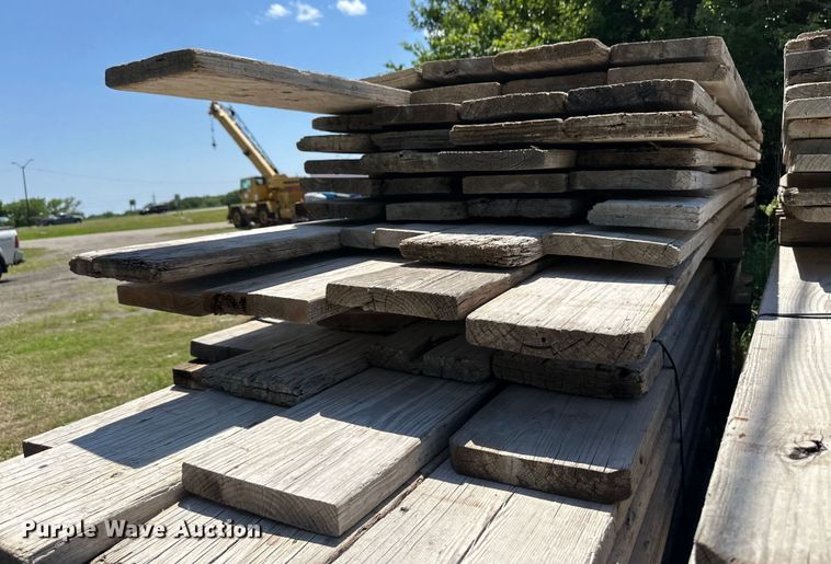 image for item OL9529 Approximately 200 9