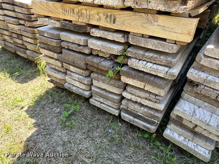 image for item OL9529 Approximately 200 9