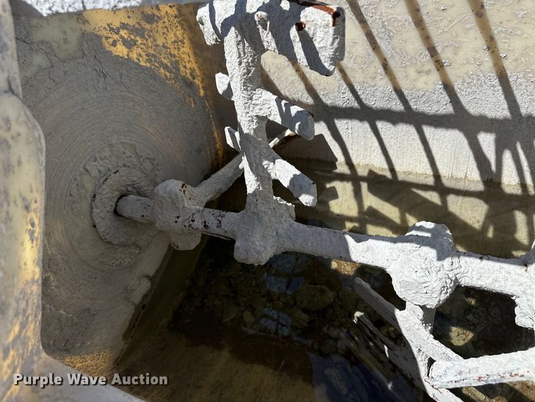 image for item OL9531 Cement mixer