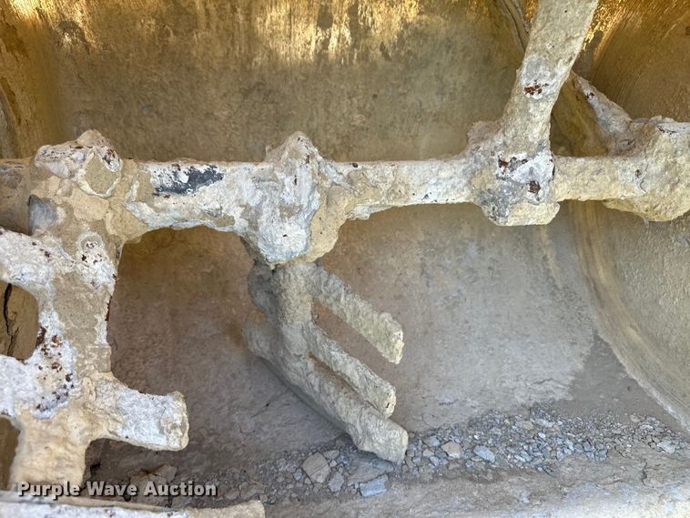 image for item OL9534 Multiquip cement mixer