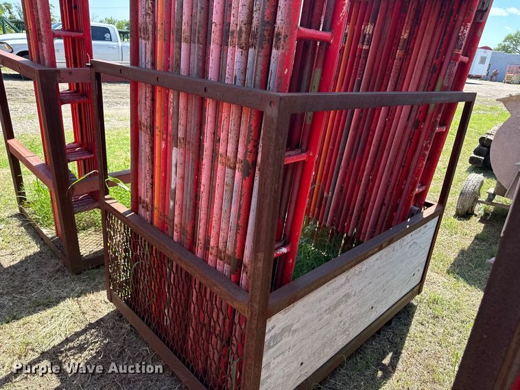 image for item OL9535 (82) 6' scaffolding bases