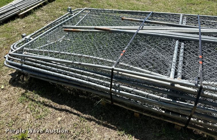 image for item OL9542 Chain link fence