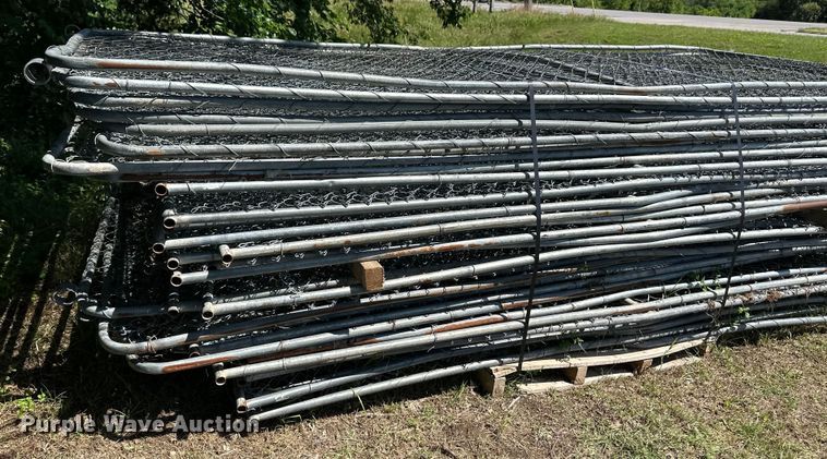 image for item OL9542 Chain link fence