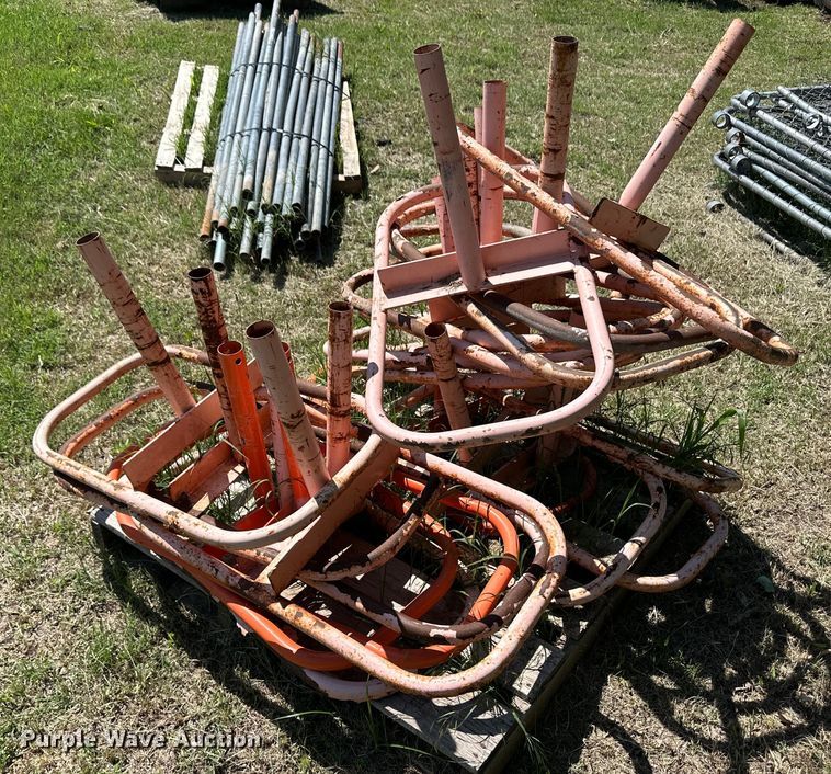 image for item OL9542 Chain link fence