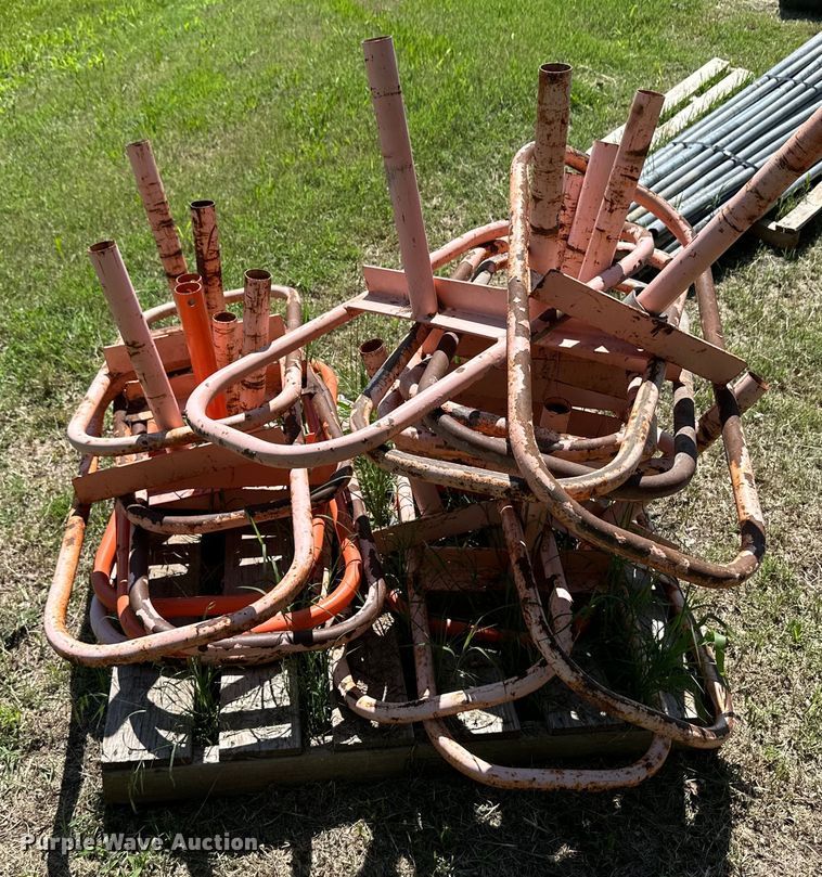 image for item OL9542 Chain link fence