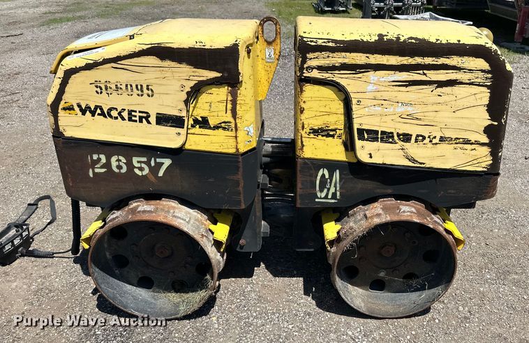 image for item OL9546 Wacker RT double drum vibratory roller