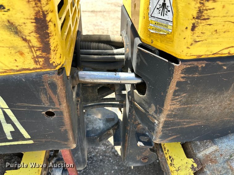 image for item OL9546 Wacker RT double drum vibratory roller