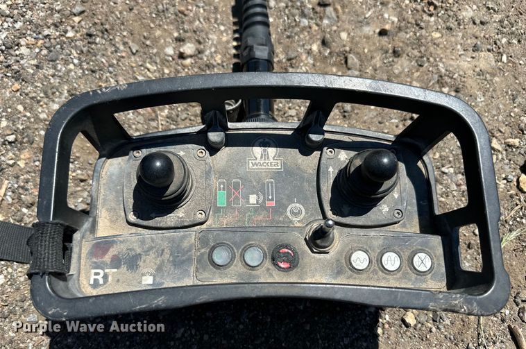 image for item OL9546 Wacker RT double drum vibratory roller