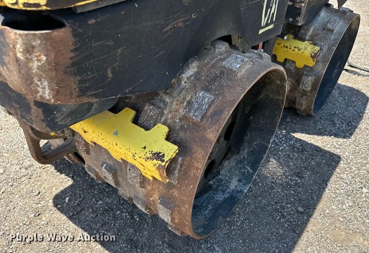 image for item OL9546 Wacker RT double drum vibratory roller