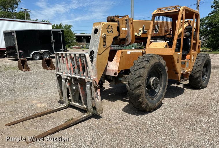 image for item OL9553 2002 Lull 844C-42 telehandler