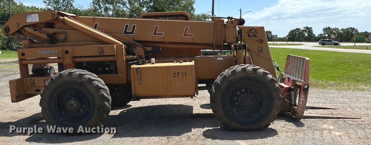 image for item OL9553 2002 Lull 844C-42 telehandler