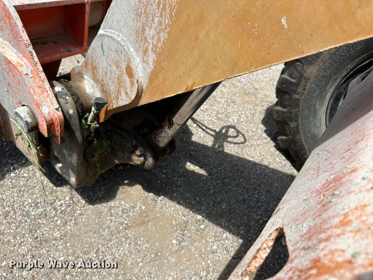 image for item OL9553 2002 Lull 844C-42 telehandler