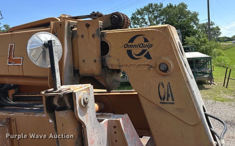 image for item OL9553 2002 Lull 844C-42 telehandler