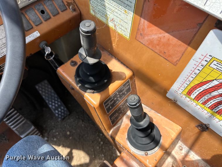 image for item OL9553 2002 Lull 844C-42 telehandler