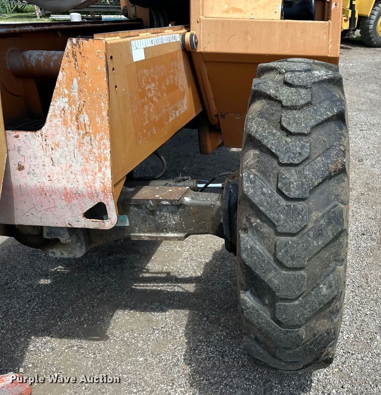 image for item OL9553 2002 Lull 844C-42 telehandler
