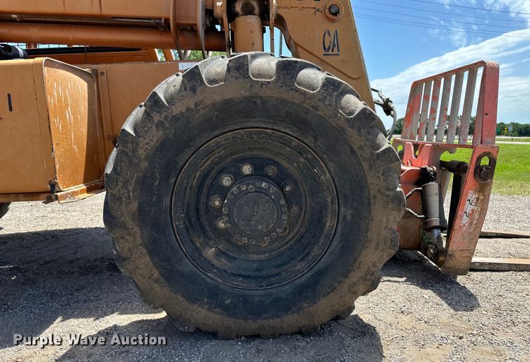 image for item OL9553 2002 Lull 844C-42 telehandler