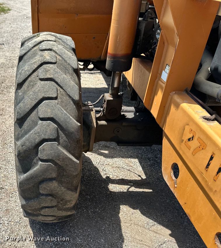 image for item OL9553 2002 Lull 844C-42 telehandler
