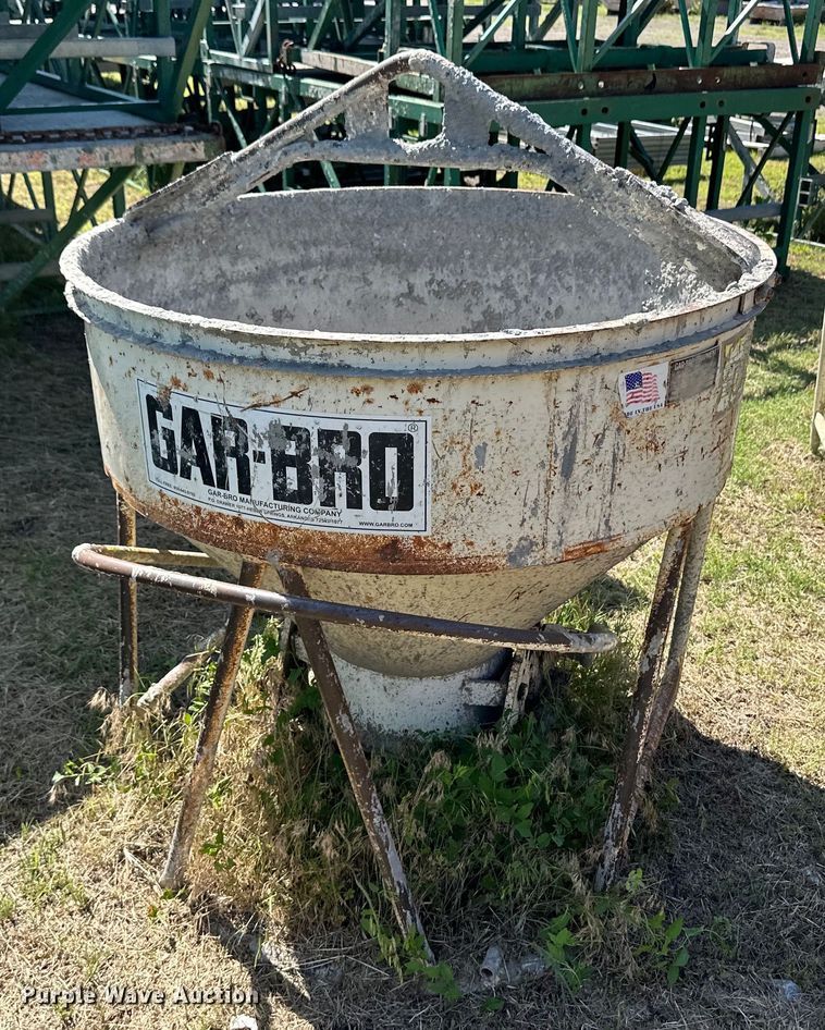 image for item OL9560 Gar-Bro concrete bucket