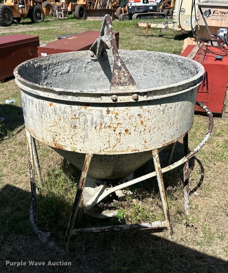 image for item OL9560 Gar-Bro concrete bucket