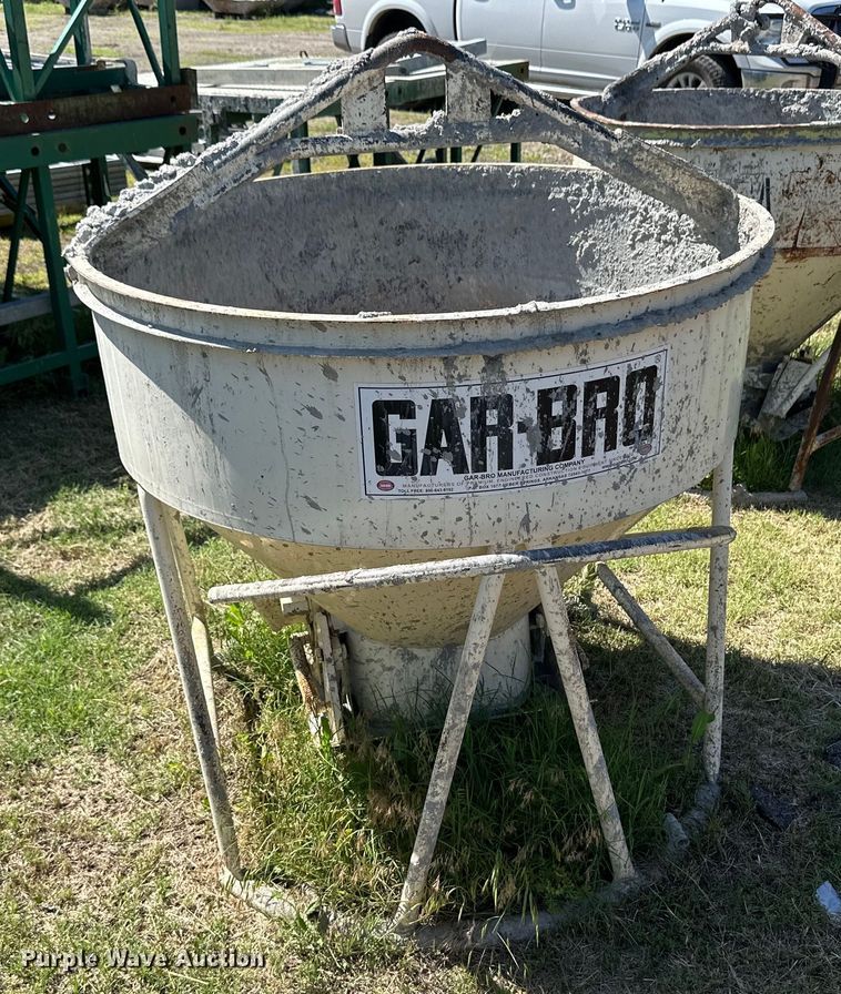 image for item OL9561 Gar-Bro concrete bucket