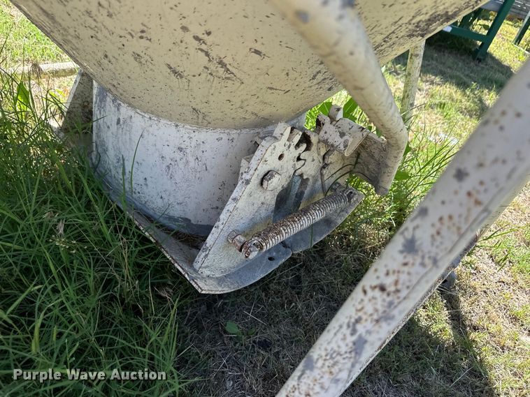 image for item OL9561 Gar-Bro concrete bucket