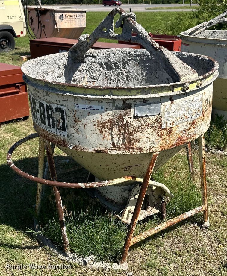 image for item OL9562 Gar-Bro concrete bucket