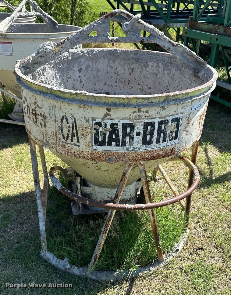 image for item OL9562 Gar-Bro concrete bucket