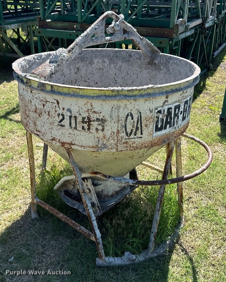 image for item OL9562 Gar-Bro concrete bucket