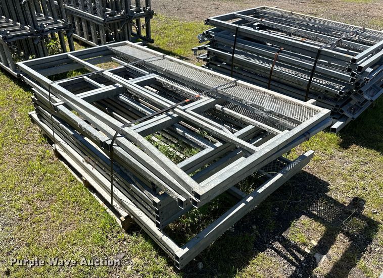 image for item OL9564 Hydro-Mobile scaffolding