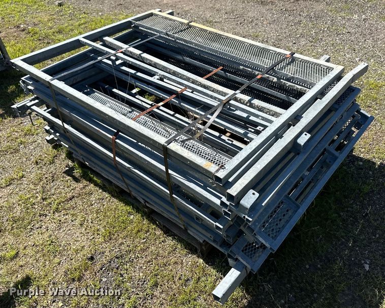 image for item OL9564 Hydro-Mobile scaffolding