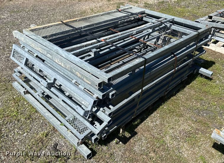 image for item OL9564 Hydro-Mobile scaffolding