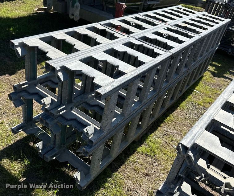 image for item OL9564 Hydro-Mobile scaffolding