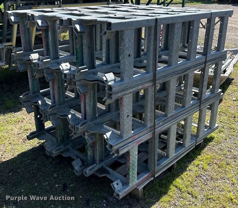 image for item OL9564 Hydro-Mobile scaffolding