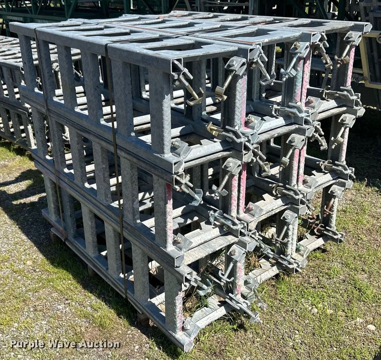 image for item OL9564 Hydro-Mobile scaffolding