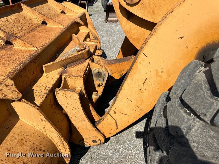 image for item OL9566 2004 Case 621D wheel loader