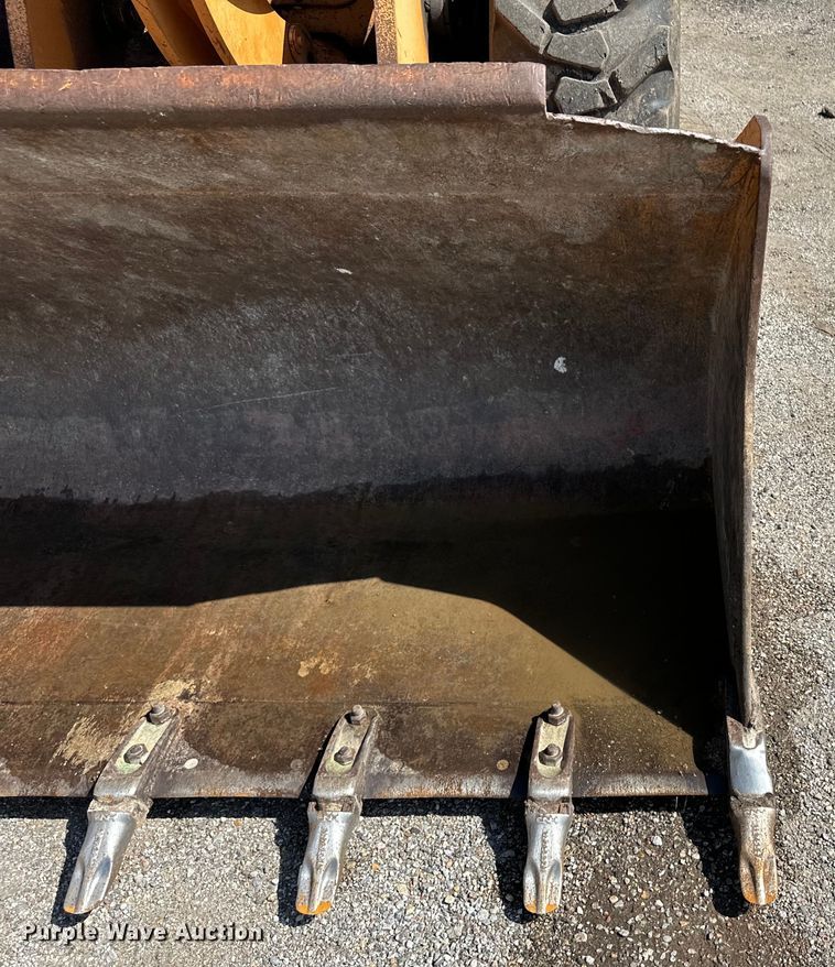 image for item OL9566 2004 Case 621D wheel loader