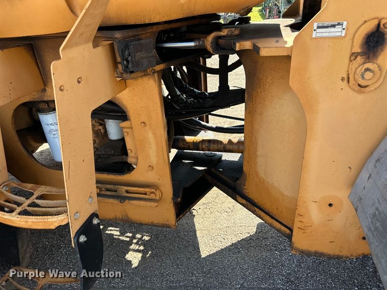 image for item OL9566 2004 Case 621D wheel loader