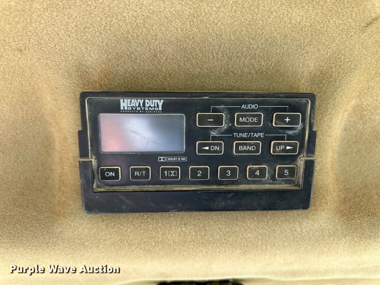 image for item OL9566 2004 Case 621D wheel loader